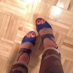 Aldo blue suede & leather heels